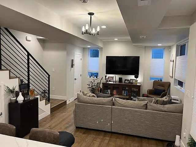 2929 Lawrence St #5 — Photo 8