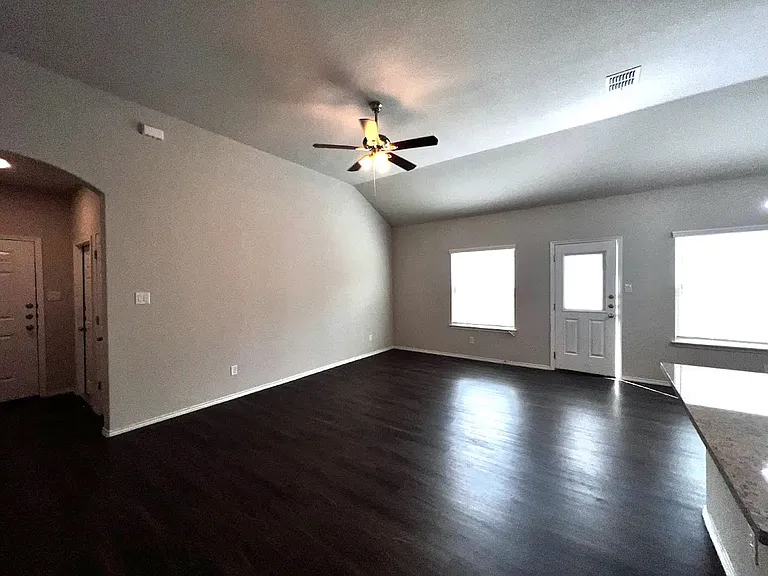9221 Groff Lndg #1 — Photo 7