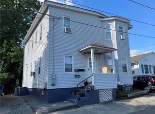 31 Casino Ave FLOOR 1, Cranston, RI 02920