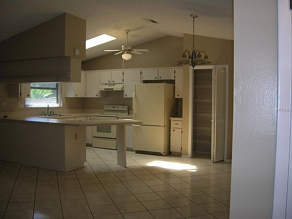 3rd image of 1436 Noell Blvd