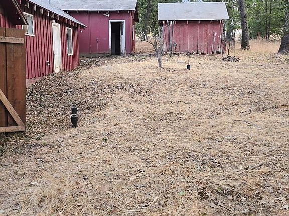 2nd image of 9751 Ernst Rd