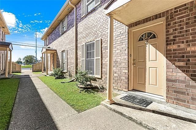 1st image of 1635 Newport Pl APT 8