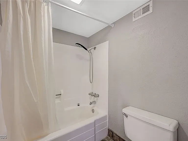 3930 University Center Dr #806 — Photo 18