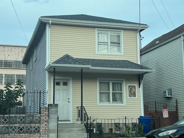 (undisclosed Address)