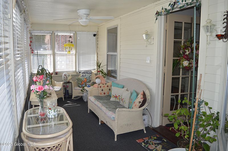 2nd image of 323 Kenwood Avenue