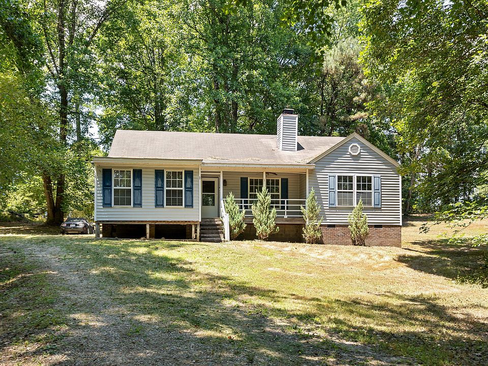 1st image of 15 Buckhorn Ln