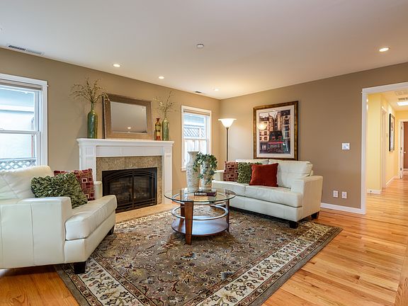 4th image of 359 San Carlos Ave