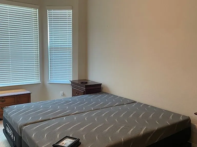 2331 Pepper Tree Ln — Photo 13