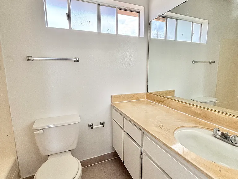 1401 W 169th St #19 — Photo 6