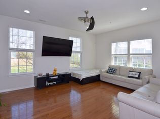 1703 Saint Johns Ln, Sewickley, PA 15143
