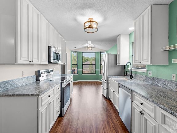 4th image of 4757 Baywind Dr
