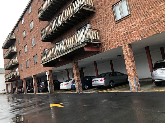 3rd image of 77 Bennington St APT 205