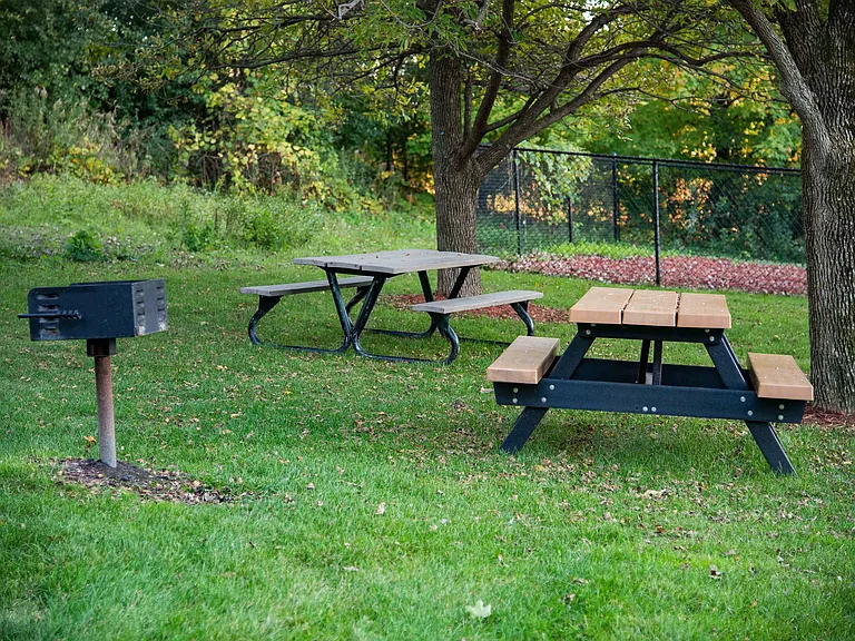 Minnetonka Hills Picnic Area