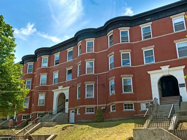 116 Winthrop Rd #3 — Photo 1