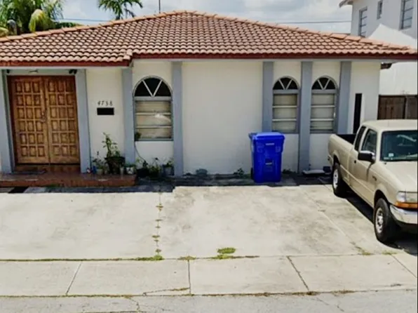 4736 NW Flagler Ter, Miami, FL 33126
