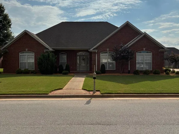109 Chappell Rd, Muscle Shoals, AL 35661