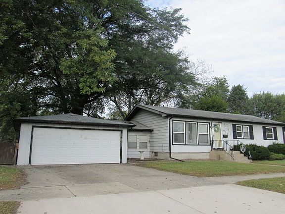 3rd image of 912 N Glenwood Ave