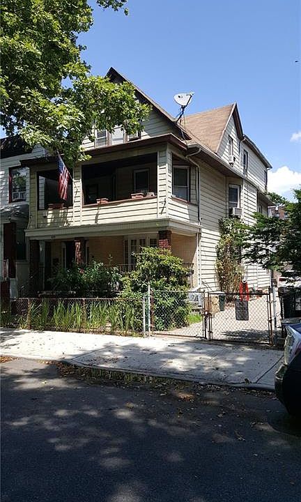 2nd image of 603 E 4th St