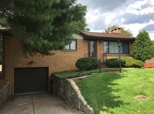 123 Willoughby Ave, Huntington, WV 25705