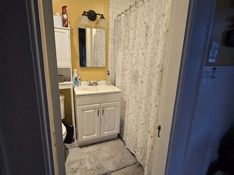 133 W Hancock St — Photo 4