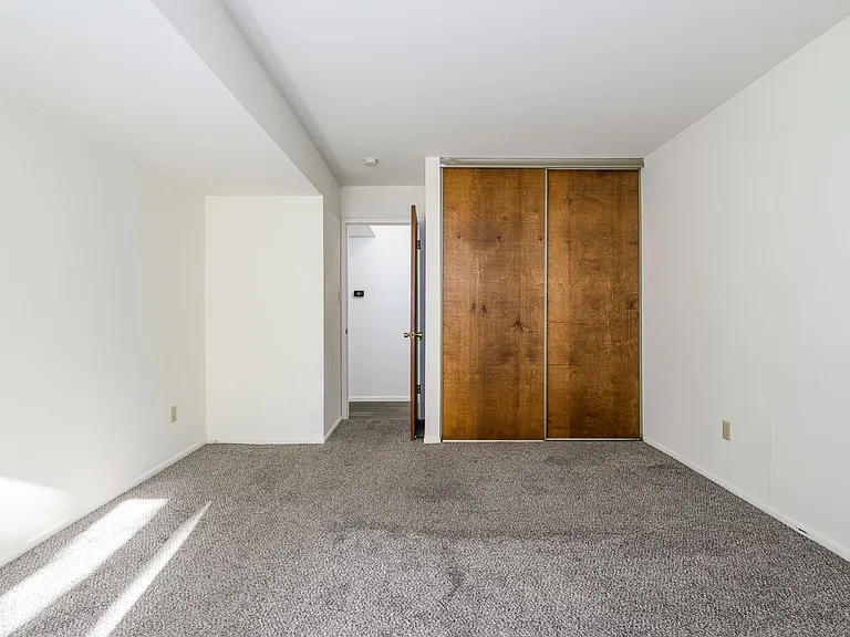 Oak Forest Apartments — Photo 53