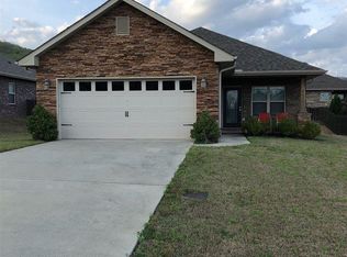 2916 Magnolia Park Dr, Owens Cross Roads, AL 35763