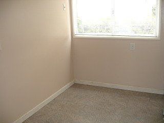 4th image of 5 Forest Grove Dr