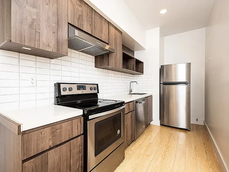202 Knickerbocker Ave #3L — Photo 8