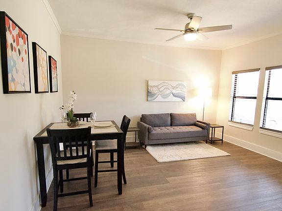 4th image of 909 S Sherman St APT B