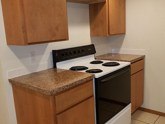 4th image of 308 N Felts Rd APT B