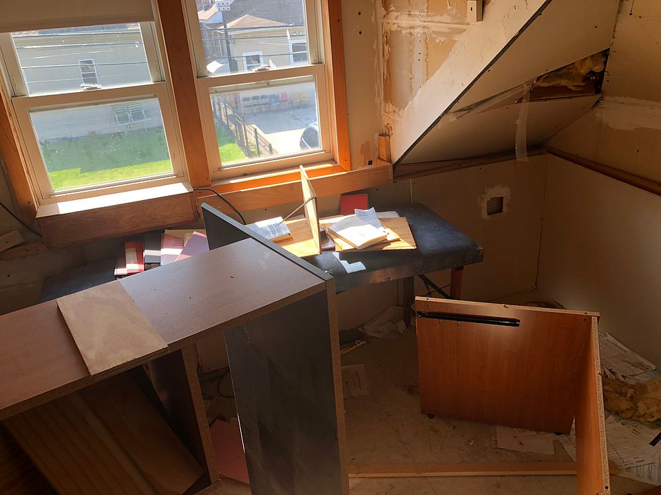 1st image of 1412 N Lorel Ave