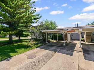 1524 Golfview Rd, Rantoul, IL 61866