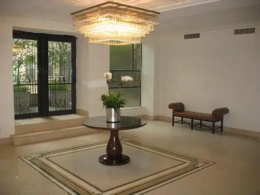 Rented by Corcoran | media 17