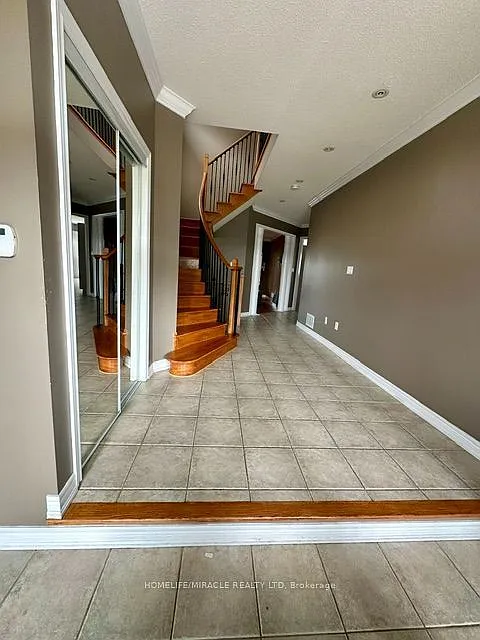 4 bed, $3,800 — Photo 3