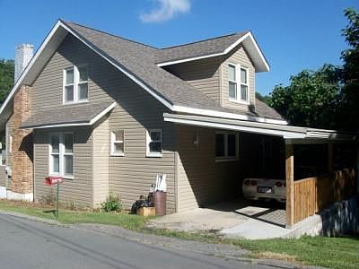 2nd image of 301 Ewart Ave