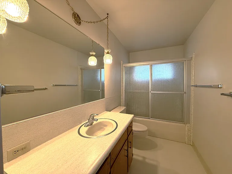 252 Estates Dr #A — Photo 9