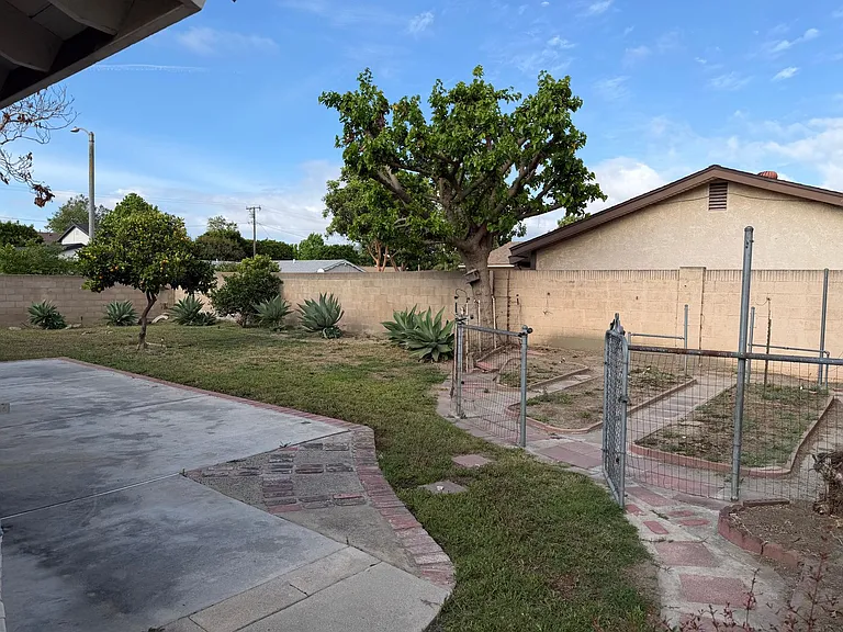 5313 W Lehnhardt Ave — Photo 18