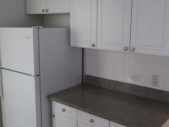 2nd image of 4846-52 W Hutchinson St #4848-3B