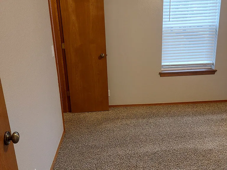 8740 S College Ave — Photo 24