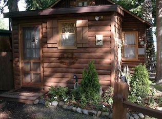 6919 E Birch Point Rd, Traverse City, MI 49684