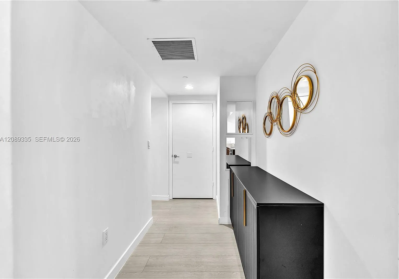 500 Brickell East Condo — Photo 4