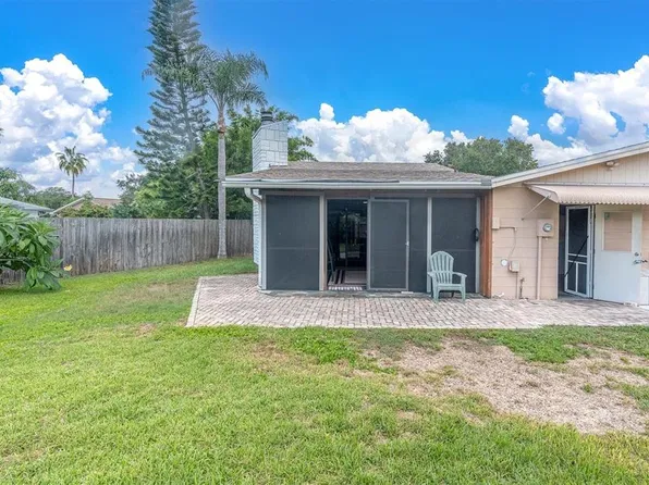 11982 TANGELO COURT, SEMINOLE, FL 33772