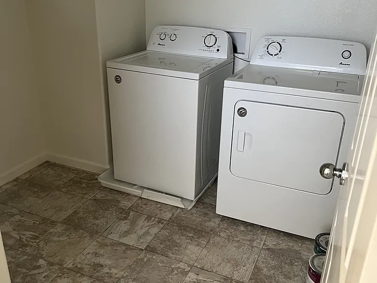 3911 Streamline St — Photo 20