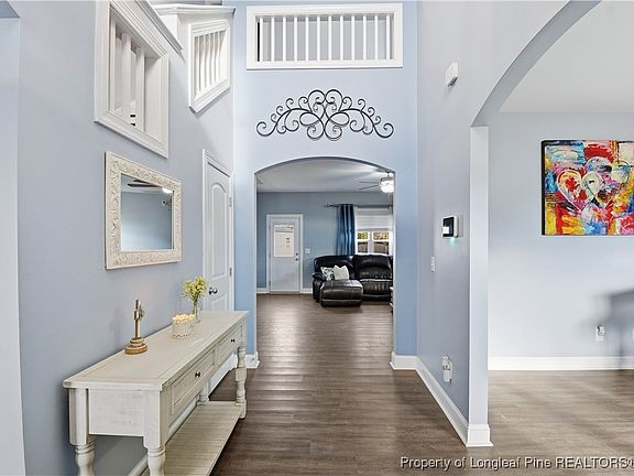 3rd image of 301 Derby Ln