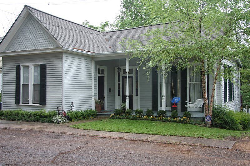 Location on a quiet dead end street