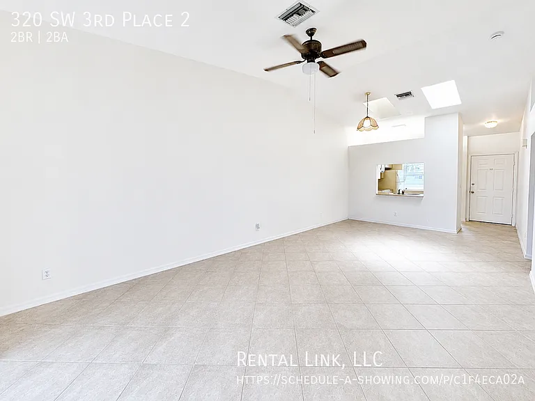 320 SW 3rd Pl #2 — Photo 6