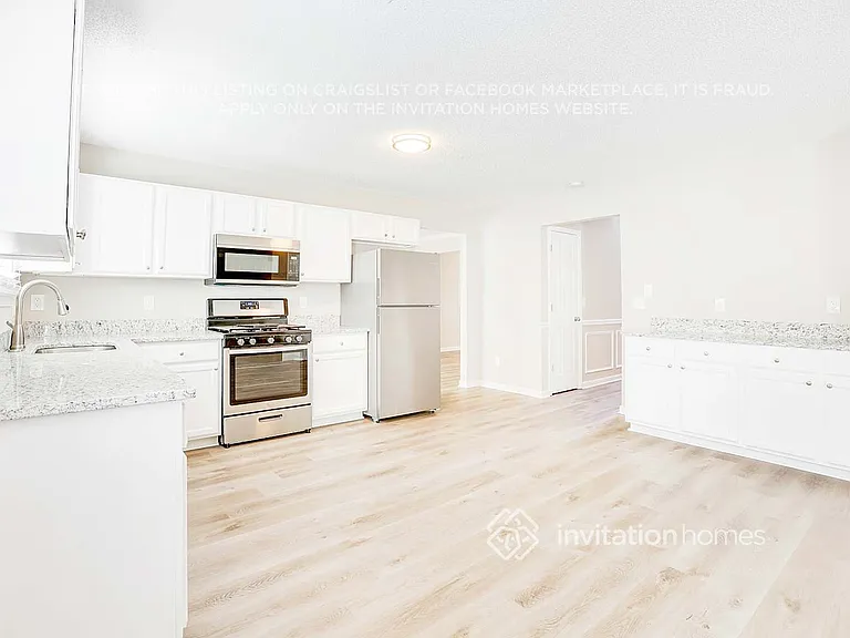 7430 Spoleto Loop — Photo 8