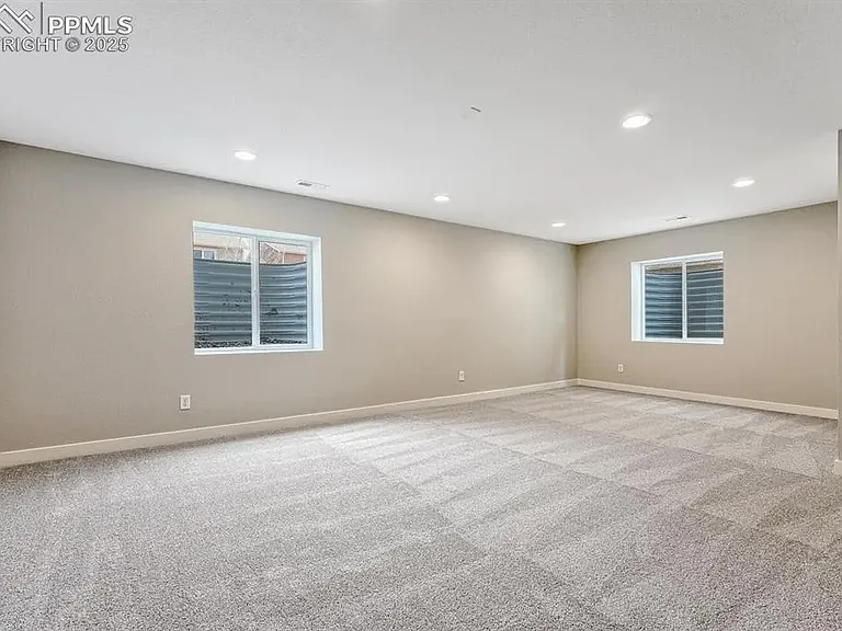 4176 Orchid St — Photo 23