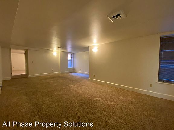 3rd image of 1225 Maine St #6
