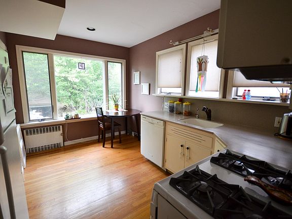 2nd image of 369 Allaire Ave